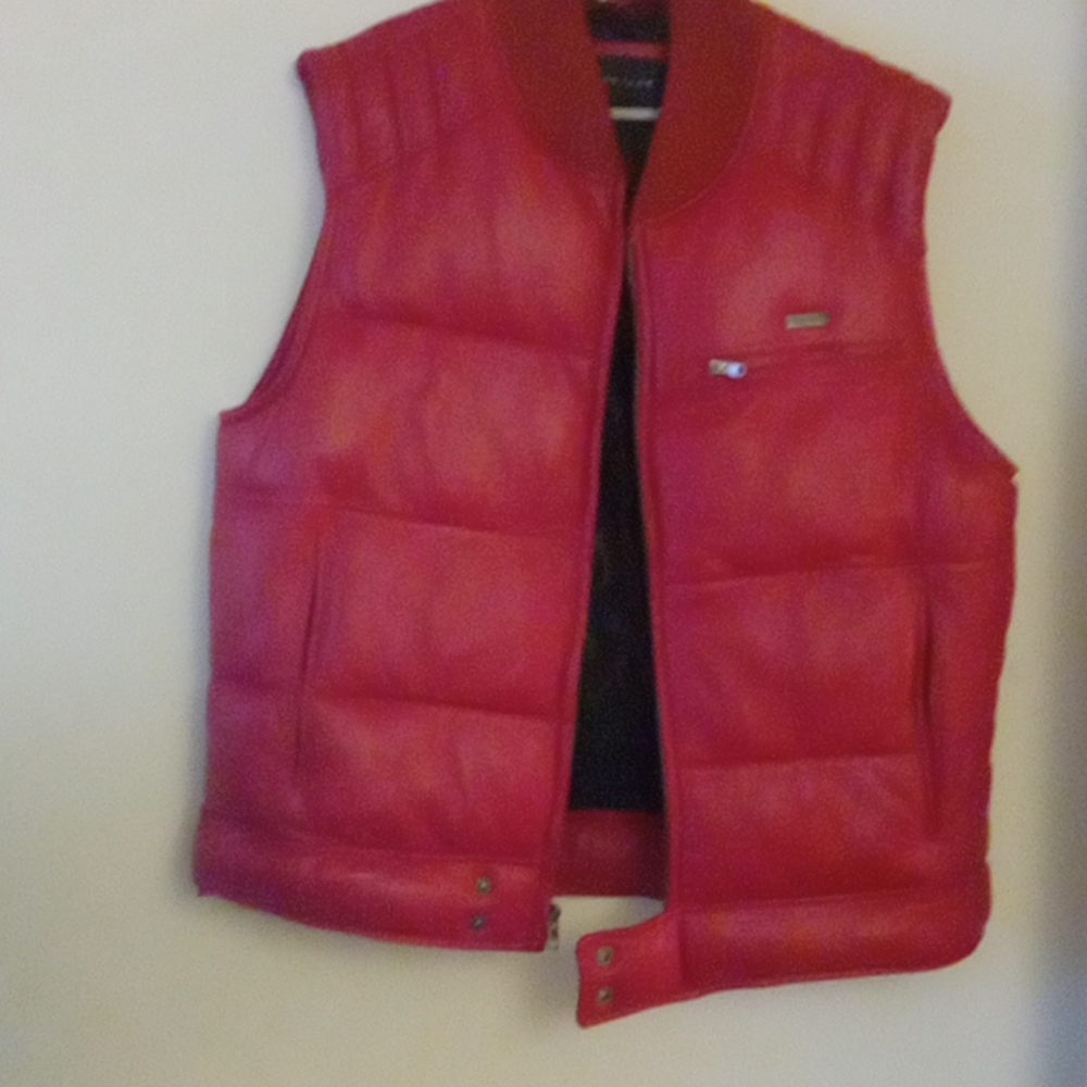 Sean John Red leather vest..size XL